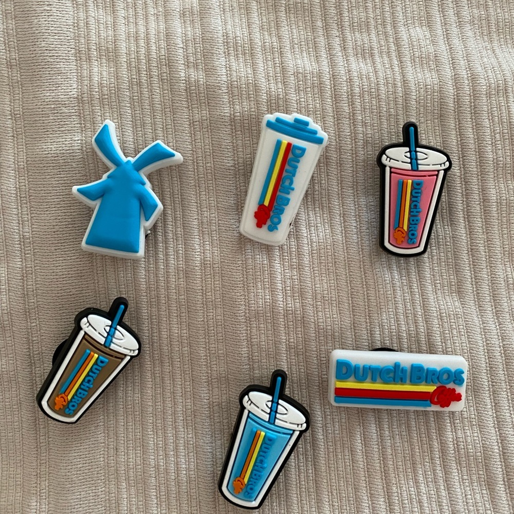 Dutch Bros Croc Shoe or Bracelet Charm Set NWT - Picture 3 of 4